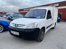 Vit Begagnad 2007 Peugeot Partner Minibuss | 29 900 kr (Lite dyr)