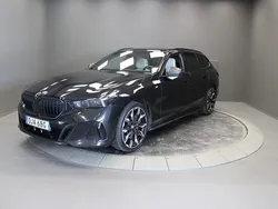 Svart Begagnad 2024 BMW 520 Comfort Edition Kombi | 699 000 kr
