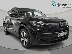 Svart Ny 2025 VW Tiguan Edition SUV | 409 000 kr (Marknadspris)
