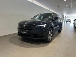 Svart Begagnad 2022 Volvo XC40 Plus SUV | 359 500 kr