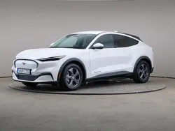 Vit Begagnad 2021 Ford Mustang Mach-E SUV | 349 000 kr (Bra pris)