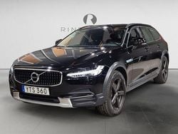 Svart Begagnad 2017 Volvo V90 CC Kinetic Kombi | 209 900 kr (Marknadspris)