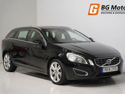 Svart Begagnad 2011 Volvo V60 Summum Kombi | 114 800 kr (Marknadspris)