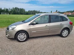 Brun Begagnad 2010 Renault Clio GrandTour Kombi | 18 000 kr (Marknadspris)