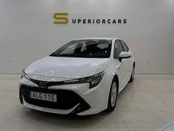 Vit Begagnad 2020 Toyota Corolla Active Halvkombi | 229 900 kr (Marknadspris)