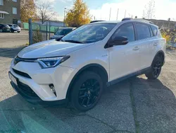 Vit Begagnad 2018 Toyota RAV4 Hybrid Edition SUV | 235 000 kr (Marknadspris)