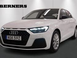 Vit Begagnad 2025 Audi A1 Sportback Proline Halvkombi | 249 900 kr (Marknadspris)