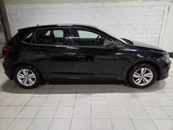 Svart Begagnad 2019 VW Polo Halvkombi | 119 000 kr (Marknadspris)