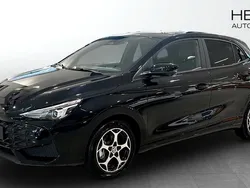 Svart (black) Ny 2024 MG MG3 Luxury Halvkombi | 269 990 kr (Marknadspris)