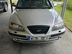 Silver Begagnad 2004 Hyundai Elantra Halvkombi | 24 900 kr