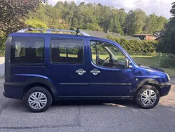 Blå Begagnad 2004 Fiat Doblò Minibuss | 25 000 kr