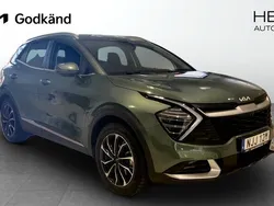 Grön (green) Begagnad 2023 Kia Sportage Advance SUV | 389 900 kr (Bra pris)