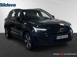 Svart Begagnad 2022 Volvo XC40 Ultimate SUV | 369 900 kr