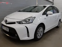 Vit Begagnad 2018 Toyota Prius Halvkombi | 159 900 kr