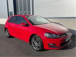 Röd Begagnad 2017 VW Golf VII Halvkombi | 140 000 kr (Marknadspris)
