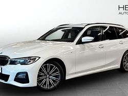 Vit (white) Begagnad 2021 BMW 320 M Sport Kombi | 308 700 kr (Marknadspris)