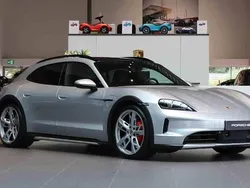Blå Ny 2026 Porsche Taycan 4S Cross Turismo Sedan | 1 586 500 kr