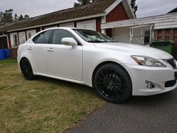 Pärlemovit Begagnad 2010 Lexus IS250 Sedan | 100 000 kr (Bra pris)