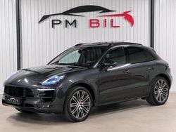 Grå Begagnad 2017 Porsche Macan GTS SUV | 419 900 kr (Marknadspris)