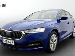 Blå Begagnad 2023 Skoda Octavia Ambition Kombi | 299 900 kr (Marknadspris)
