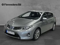 Ljusgrå Begagnad 2014 Toyota Auris Hybrid Edition Halvkombi | 149 000 kr (Marknadspris)