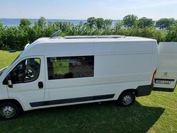 Vit Begagnad 2017 Peugeot Boxer Van | 210 000 kr