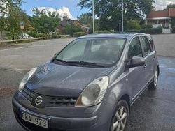 Blå Begagnad 2008 Nissan Note Minibuss | 25 000 kr (Marknadspris)