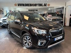 Svart Begagnad 2020 Subaru Forester SUV | 284 900 kr (Marknadspris)