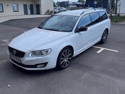 Vit Begagnad 2015 Volvo V70 Kombi | 149 000 kr (Lite dyr)