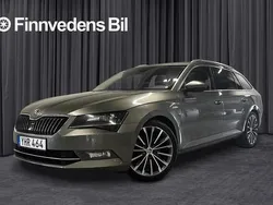 Ljusgrön Begagnad 2016 Skoda Superb Kombi | 199 000 kr (Marknadspris)
