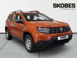 Orange Begagnad 2023 Dacia Duster Essentiel SUV | 168 900 kr (Marknadspris)