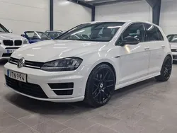 Vit Begagnad 2016 VW Golf VII R Halvkombi | 179 900 kr (Bra pris)