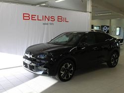 Svart (svart perla nera) Ny 2025 Citroën C4 Halvkombi | 296 900 kr (Marknadspris)