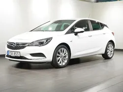Summit white Begagnad 2018 Opel Astra Enjoy Halvkombi | 129 900 kr (Marknadspris)