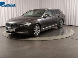 Grå Begagnad 2023 Volvo V90 Core Kombi | 399 000 kr (Bra pris)