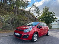 Röd Begagnad 2013 Kia Rio Halvkombi | 51 500 kr (Bra pris)