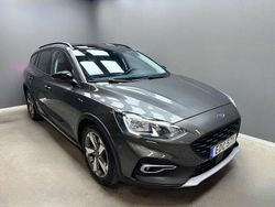 Grå Begagnad 2019 Ford Focus Active Kombi | 139 900 kr (Marknadspris)