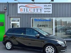 Svart Begagnad 2013 Mercedes 200 Halvkombi | 79 900 kr