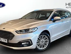 Grå (silver) Begagnad 2021 Ford Mondeo Titanium Kombi | 229 900 kr (Marknadspris)