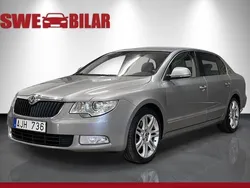 Ljusbrun Begagnad 2011 Skoda Superb Elegance Halvkombi | 94 900 kr (Lite dyr)
