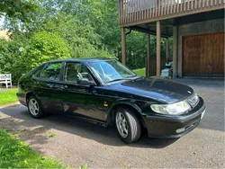 Svart Begagnad 2000 Saab 9-3 Sedan | 28 500 kr (Marknadspris)