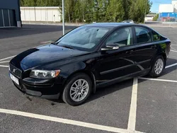 Svart Begagnad 2007 Volvo S40 Kinetic Sedan | 35 500 kr (Marknadspris)