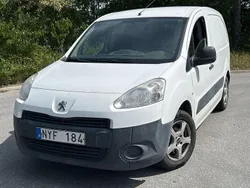 Vit Begagnad 2013 Peugeot Partner Minibuss | 10 500 kr