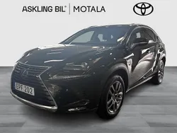 Svart Begagnad 2018 Lexus NX300h Executive Line SUV | 279 000 kr (Bra pris)