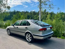 Grå Begagnad 2003 Saab 9-3 Halvkombi | 49 000 kr (Dyr)