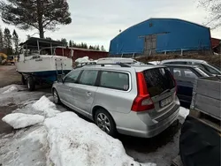 Grå Begagnad 2010 Volvo V70 Momentum Kombi | 20 000 kr