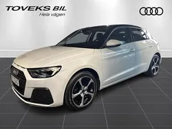 Glaciärvit metallic Begagnad 2024 Audi A1 Sportback Proline Halvkombi | 229 900 kr (Marknadspris)