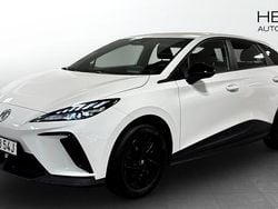 Vit Begagnad 2022 MG MG4 EV Halvkombi | 229 900 kr (Marknadspris)