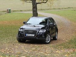 Svart Begagnad 2015 Audi Q5 Design SUV | 139 000 kr (Marknadspris)
