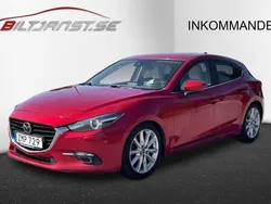 Röd Begagnad 2018 Mazda 3 Inclusive Halvkombi | 129 900 kr (Lite dyr)